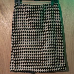 Talbots Black and Cream Houndstooth Pencil Skirt